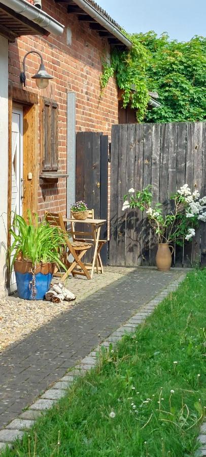 Auszeit Wohnung Hof Narla Bahnsdorf 外观 照片